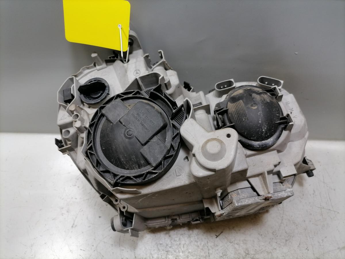 Mercedes C-Klasse W203 original Scheinwerfer vorn links Bi-Xenon leicht vergilbt Bj.2004